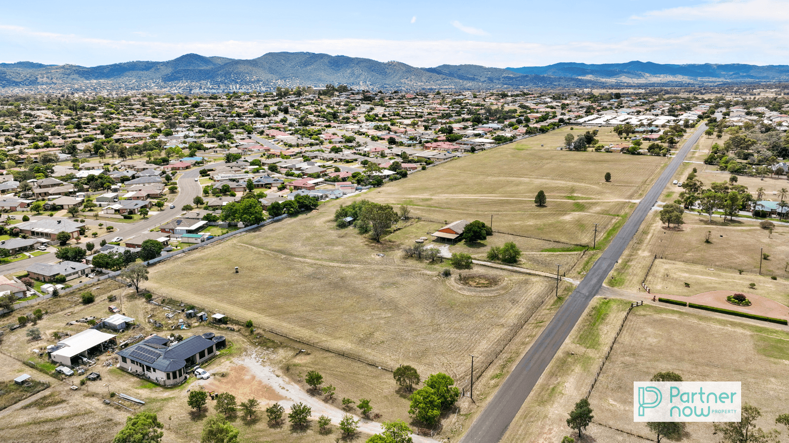 7-11 Warwick Road, TAMWORTH, NSW 2340