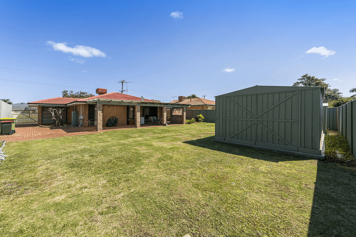 101 Seabrooke Avenue, Rockingham, WA 6168