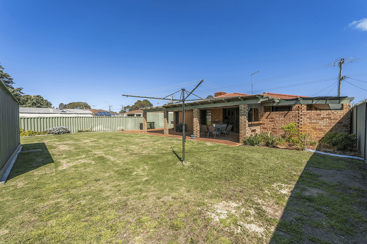 101 Seabrooke Avenue, Rockingham, WA 6168