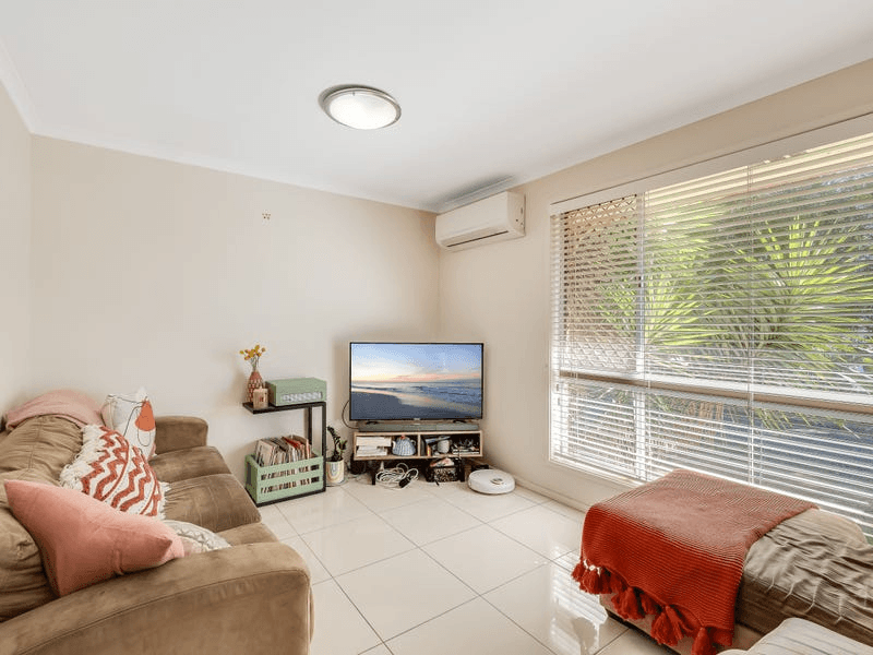 1/61 Cleary Street, CENTENARY HEIGHTS, QLD 4350