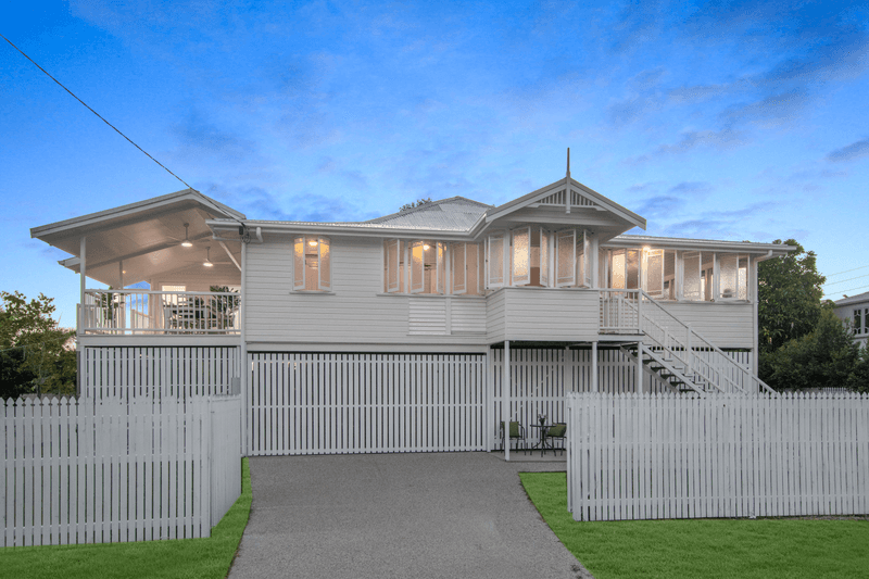 1B Fourth Avenue, SOUTH TOWNSVILLE, QLD 4810