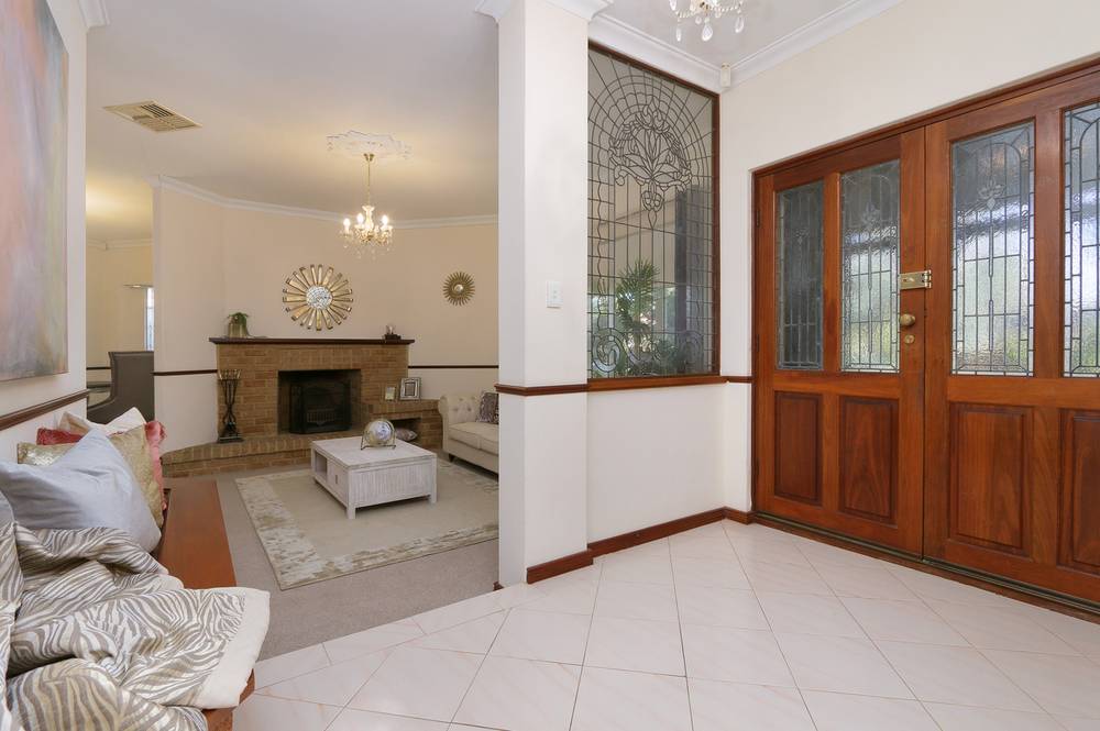 19 Inwood Place, MURDOCH, WA 6150