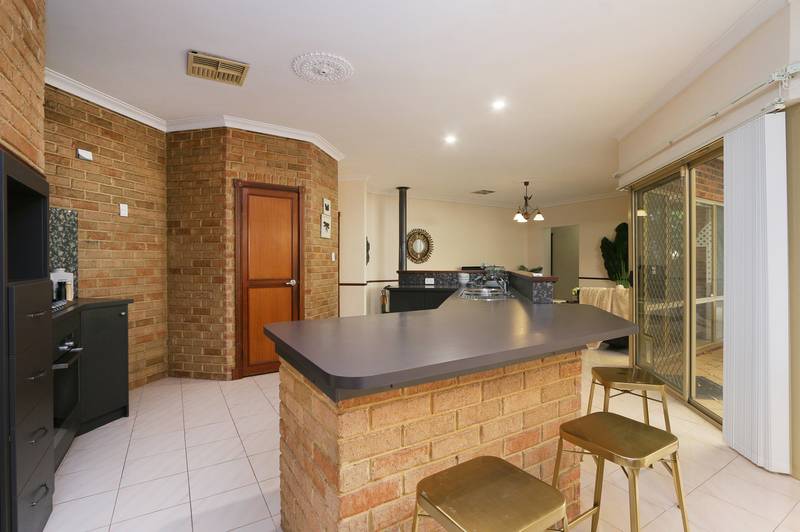 19 Inwood Place, MURDOCH, WA 6150