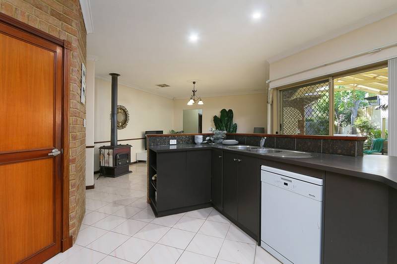 19 Inwood Place, MURDOCH, WA 6150