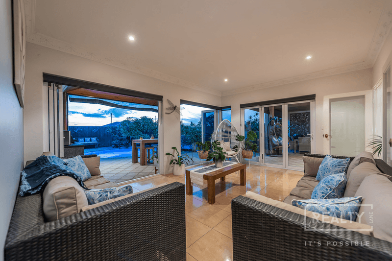 14 Manta Pass, Mindarie, WA 6030