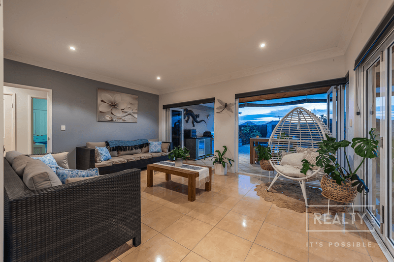 14 Manta Pass, Mindarie, WA 6030