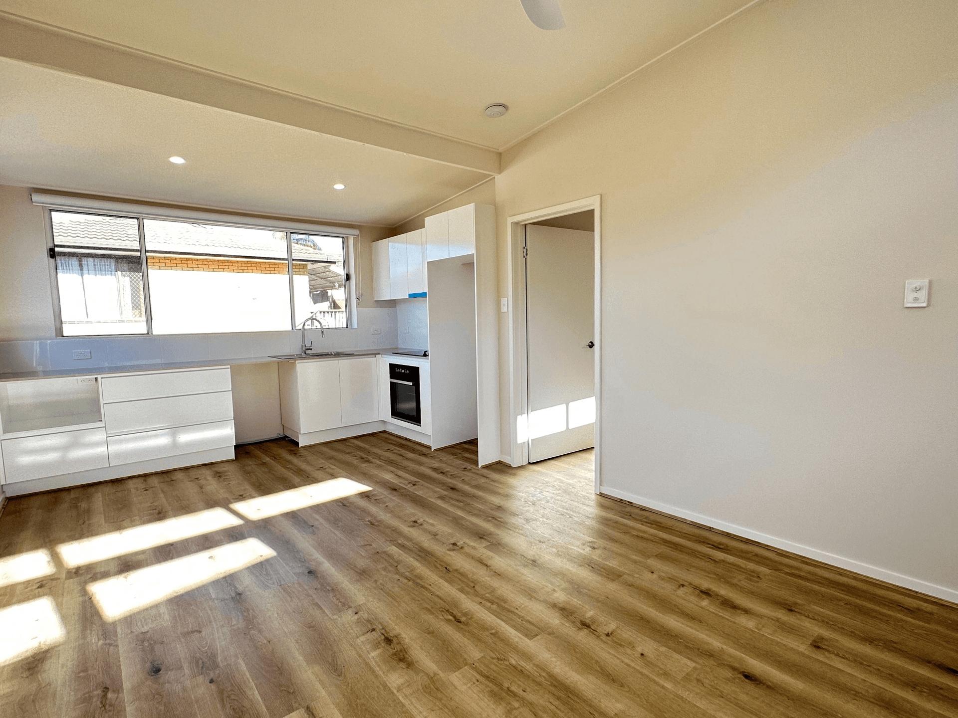 6/33 Leonard Avenue, Surfers Paradise, QLD 4217