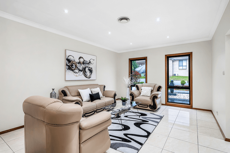 11 Glenheath Avenue, Kellyville Ridge, NSW 2155