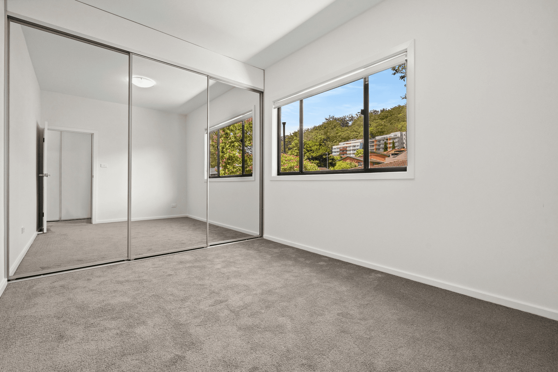 2/23 Batley Street, Gosford, NSW 2250