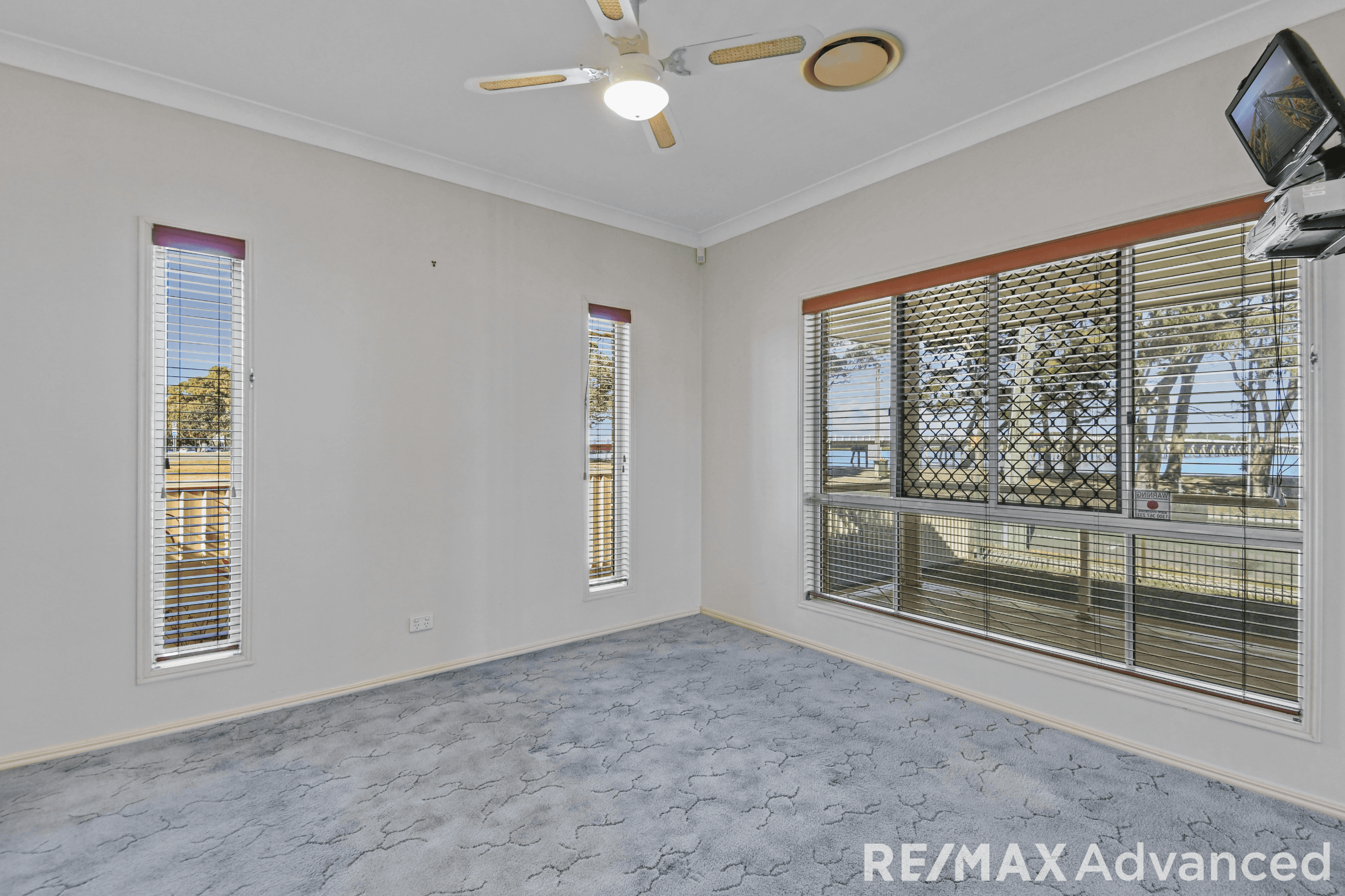 9 Sylvan Beach Esplanade, Bellara, QLD 4507