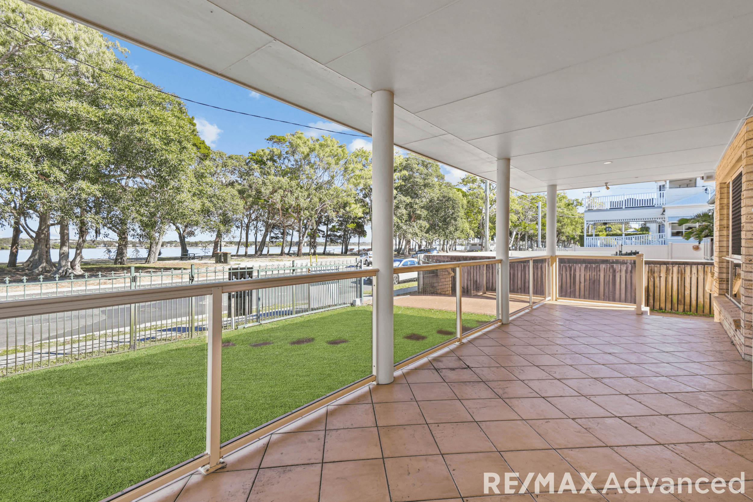 9 Sylvan Beach Esplanade, Bellara, QLD 4507