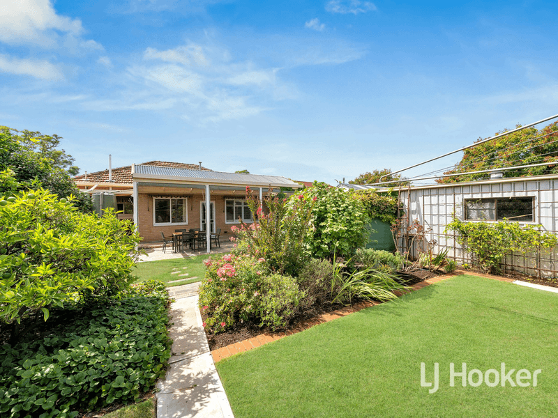 42 Ways Road, MANNINGHAM, SA 5086