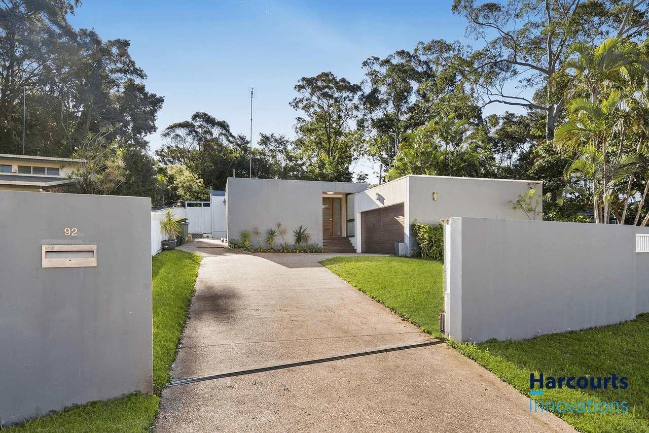 92 Yangoora Crescent, ASHMORE, QLD 4214