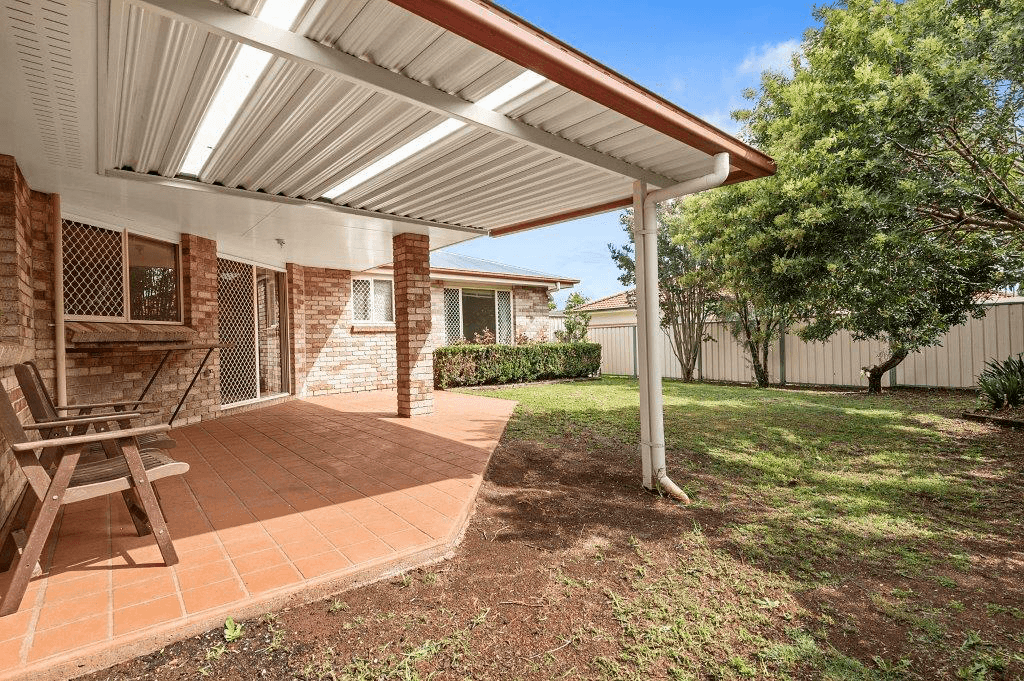 17 Elvery Court, MIDDLE RIDGE, QLD 4350