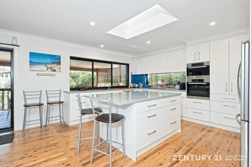 32 Cedarwood Drive, Cherrybrook, NSW 2126