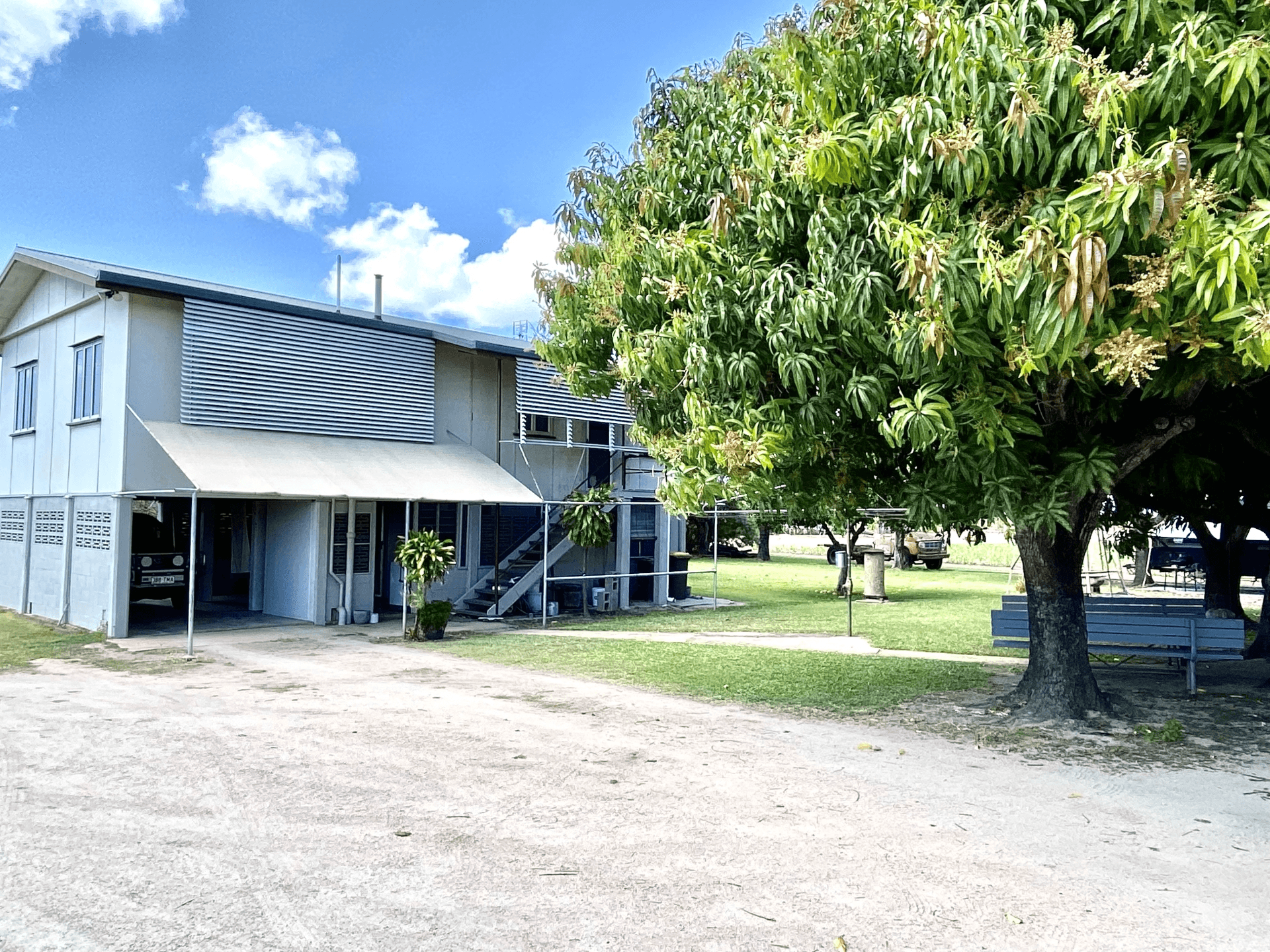 43 Robins  Road, Brandon, QLD 4808