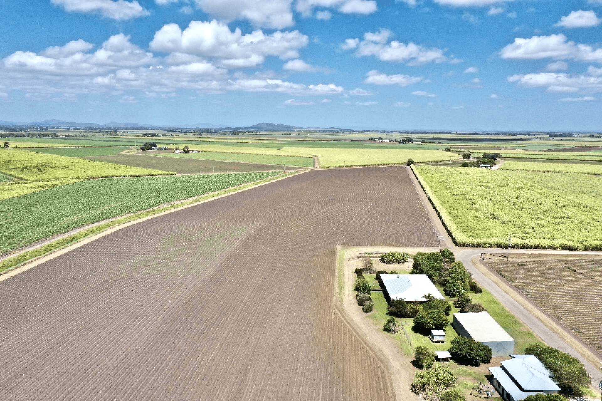 43 Robins  Road, Brandon, QLD 4808