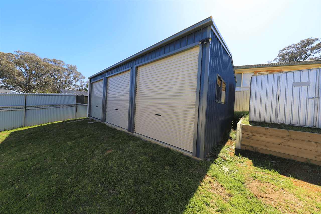 7 Booral Avenue, TUMUT, NSW 2720