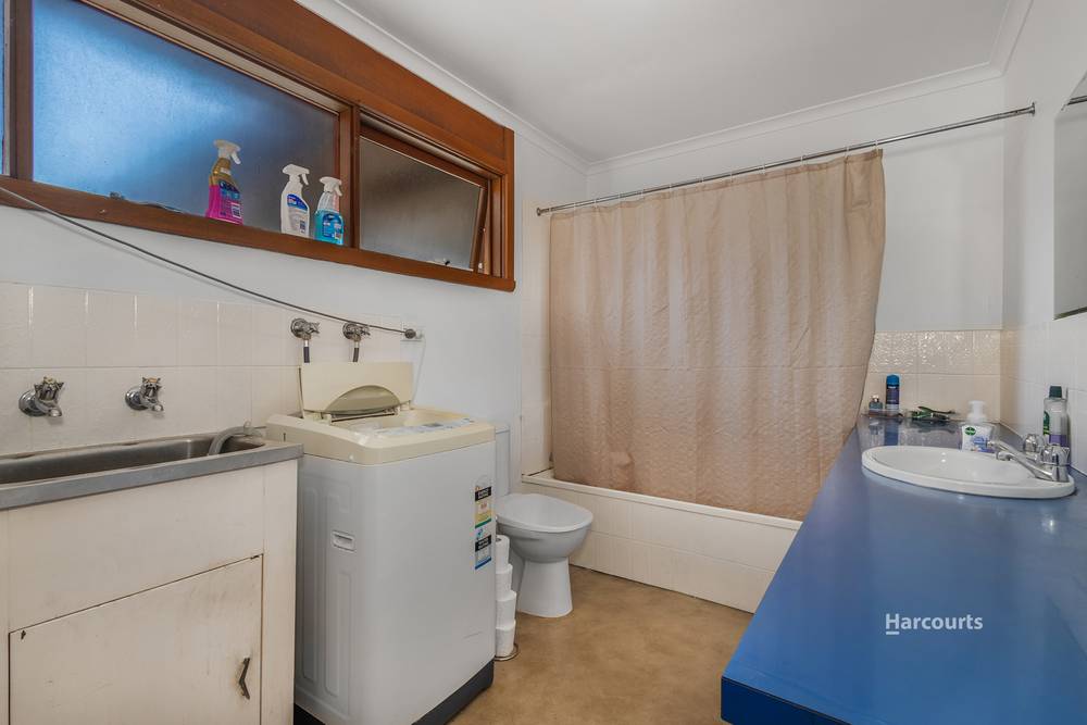 Unit 1/24 Pineleigh Street, PENGUIN, TAS 7316