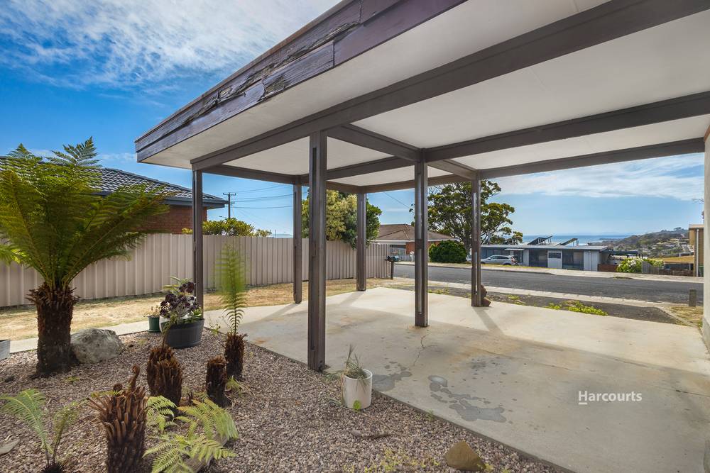 Unit 1/24 Pineleigh Street, PENGUIN, TAS 7316