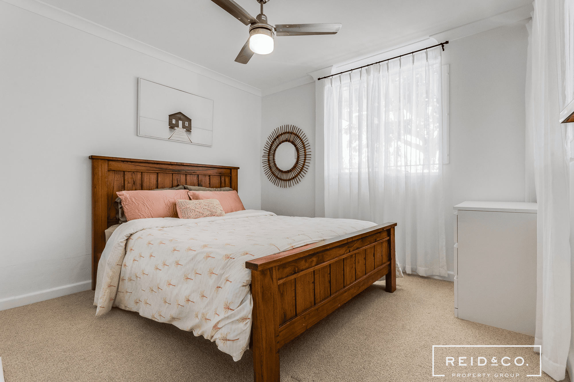 54A Arthur Street, WOODY POINT, QLD 4019