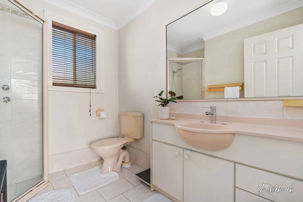 6 Jowarra Way, Merrylands, NSW 2160