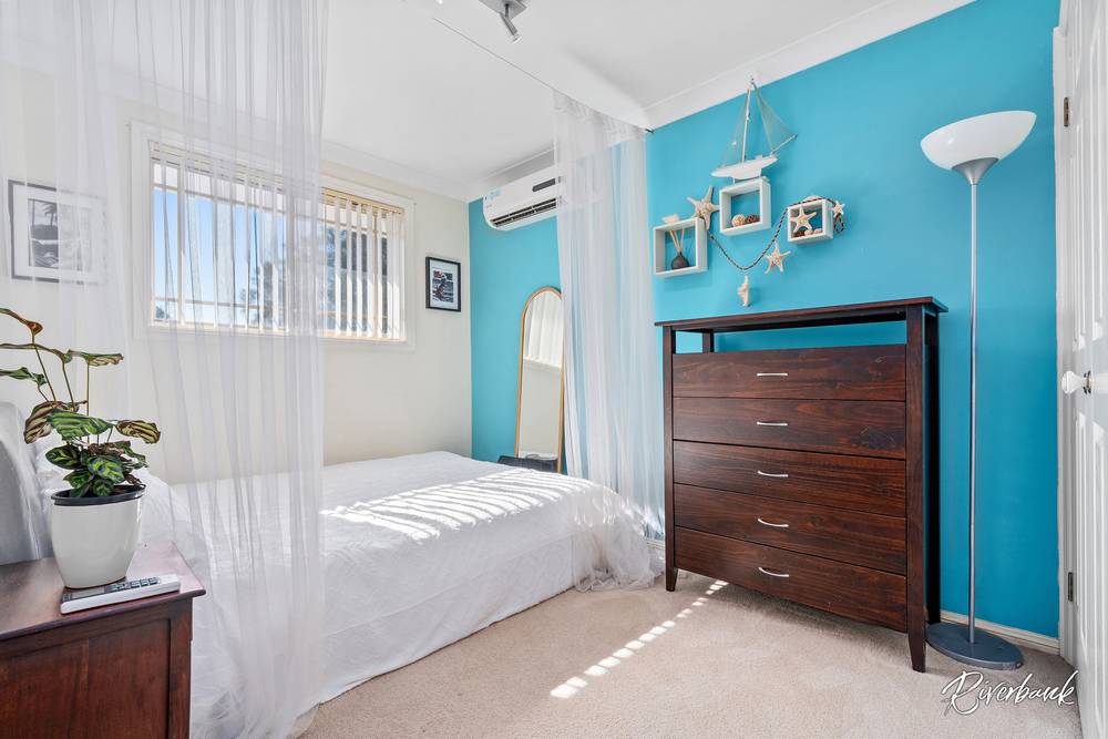 6 Jowarra Way, Merrylands, NSW 2160