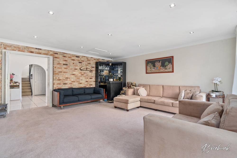 6 Jowarra Way, Merrylands, NSW 2160