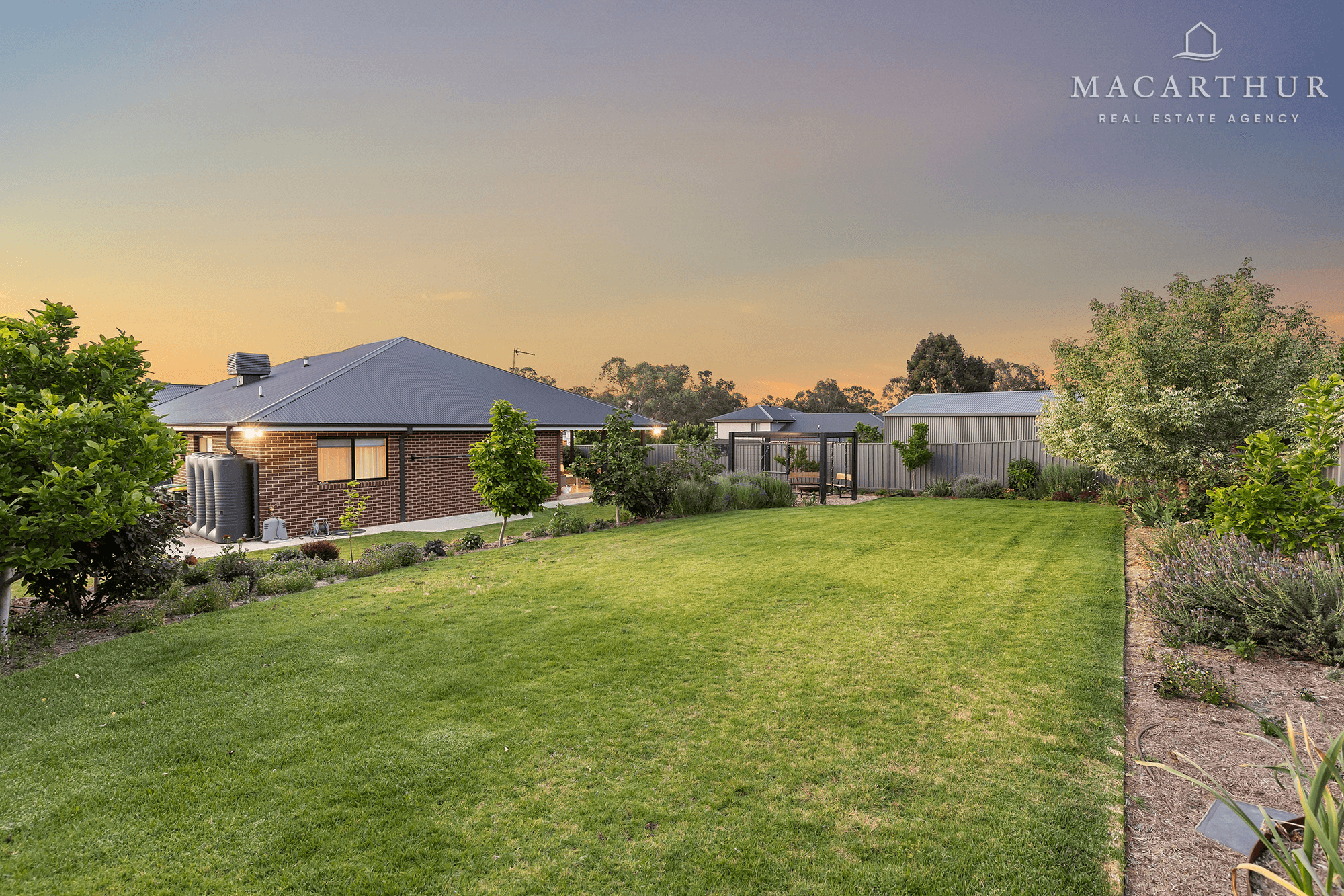 6 Waterview Place, Lake Albert, NSW 2650