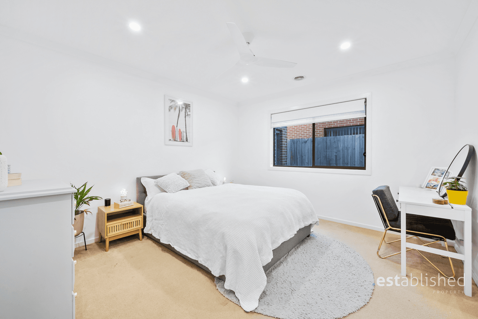 14 Hiddick Road, POINT COOK, VIC 3030