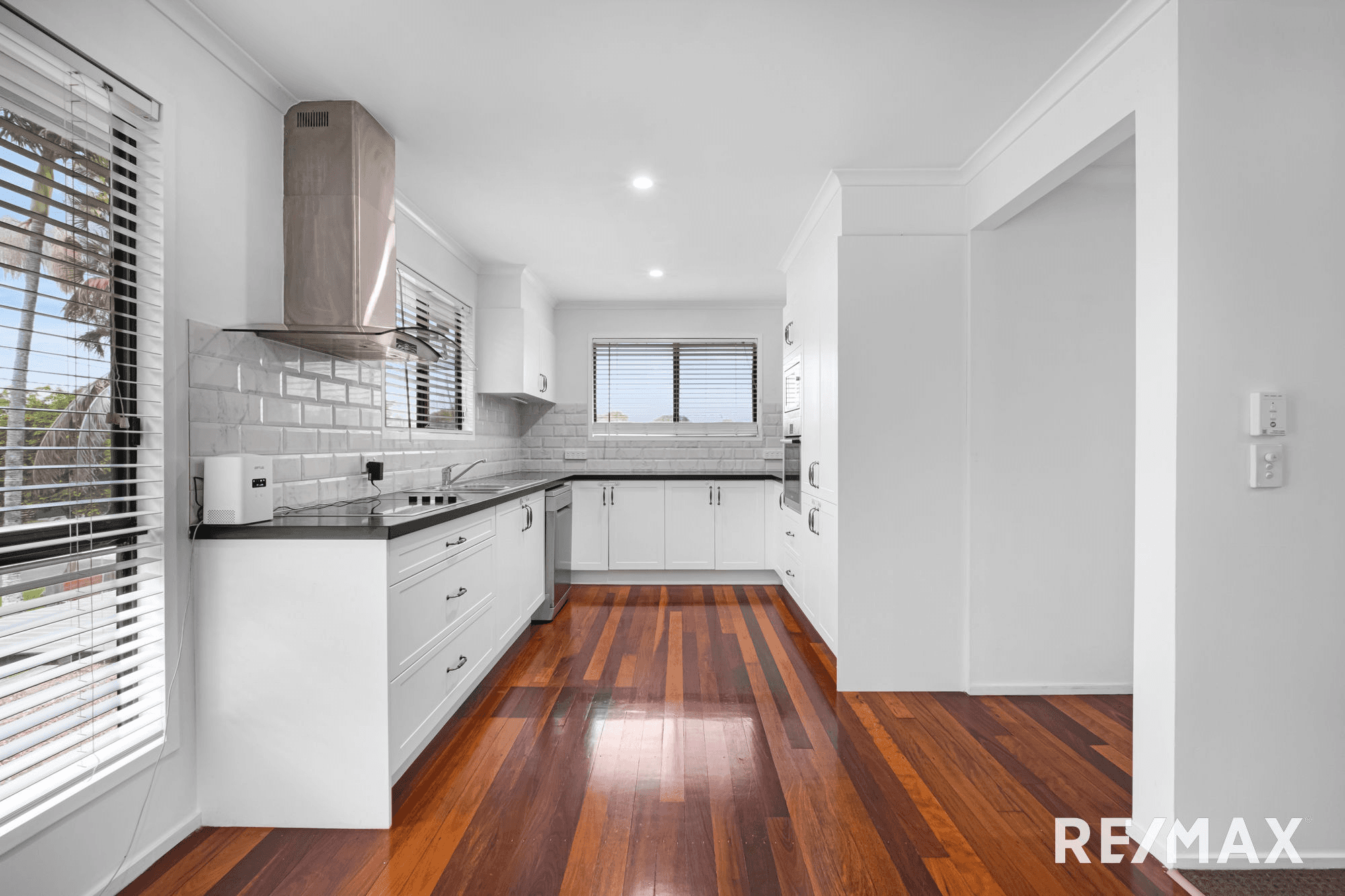 10 Third Avenue, MARCOOLA, QLD 4564