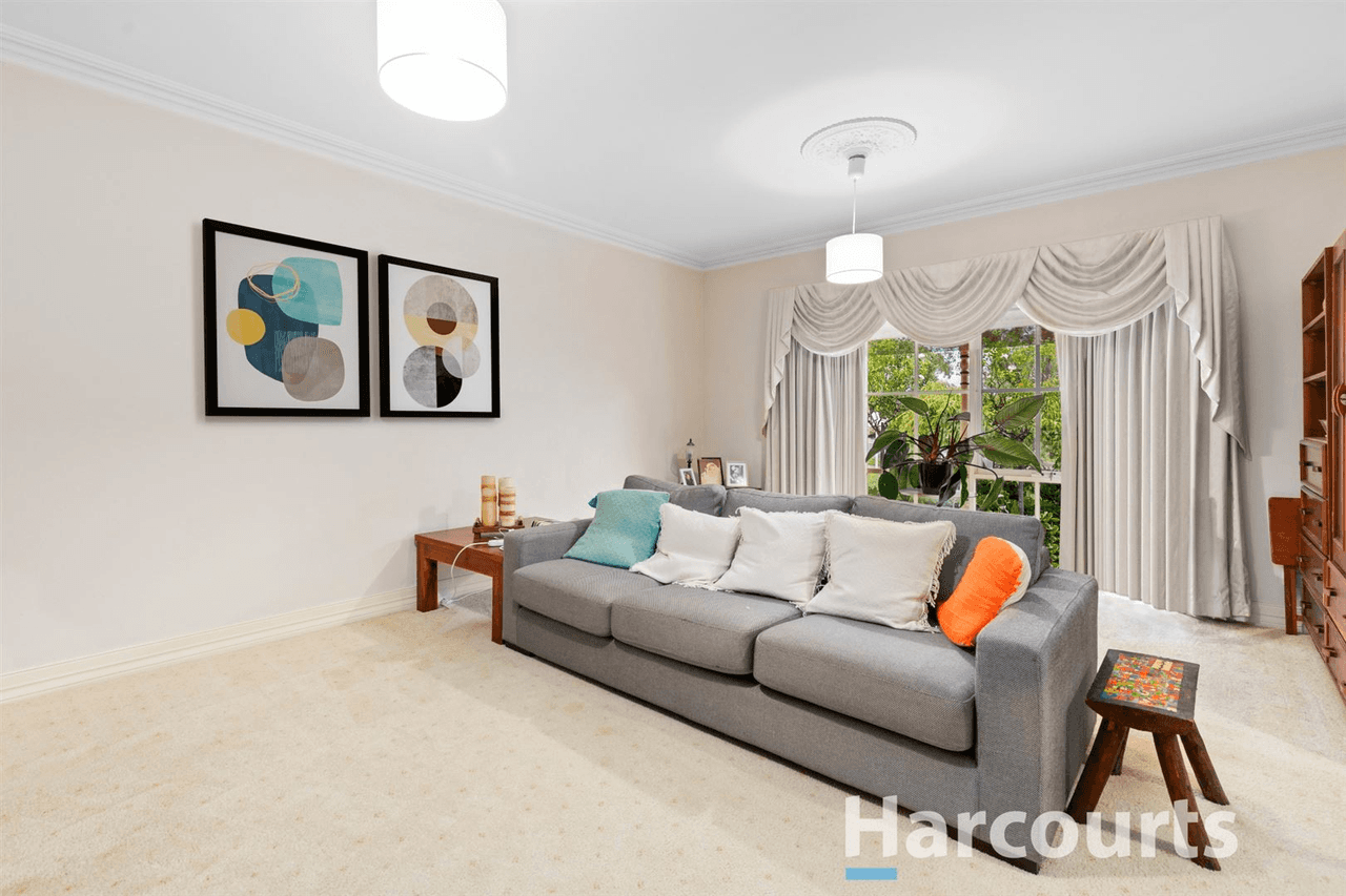 50  The Avenue, FERNTREE GULLY, VIC 3156