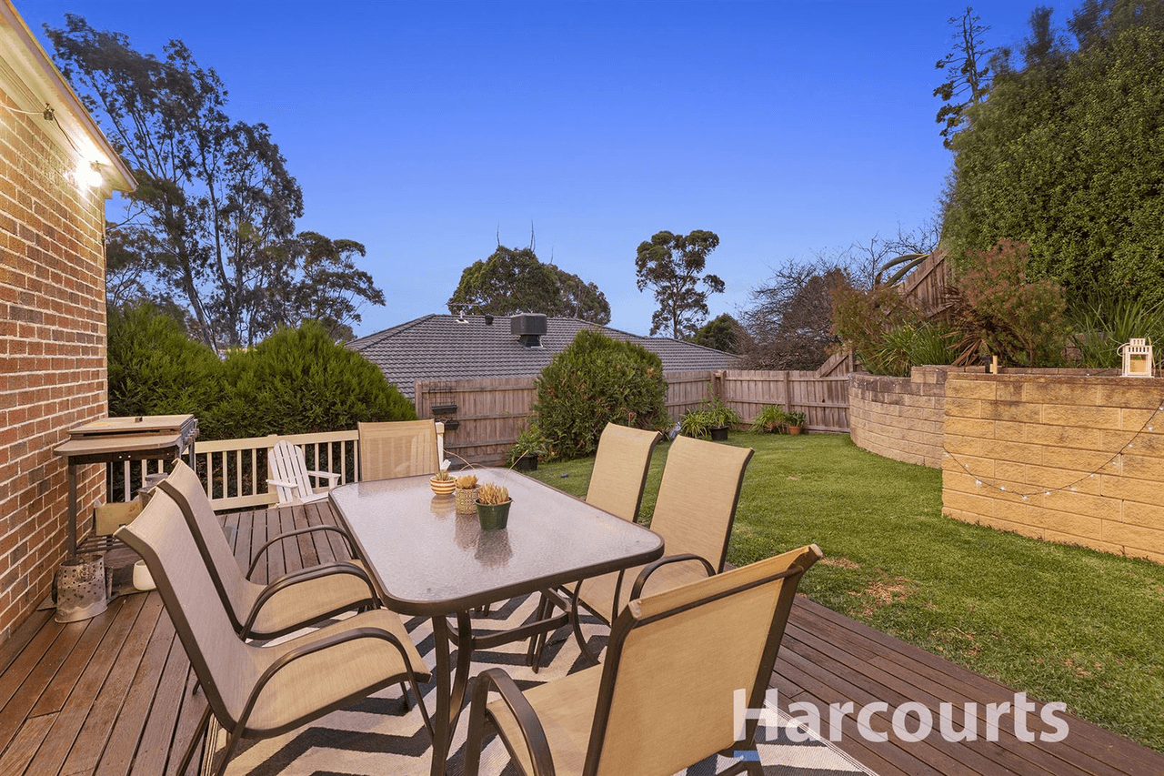 50  The Avenue, FERNTREE GULLY, VIC 3156