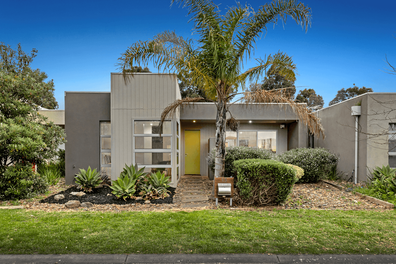 15 Tyrrell Terrace, WATERWAYS, VIC 3195