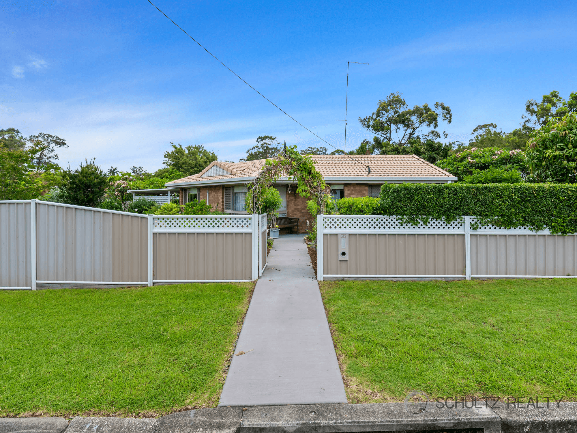 57 Kaiser Drive, WINDAROO, QLD 4207