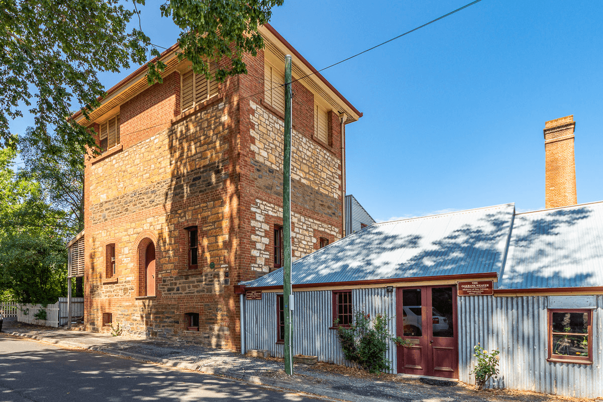 9 Elizabeth Street, OAKBANK, SA 5243