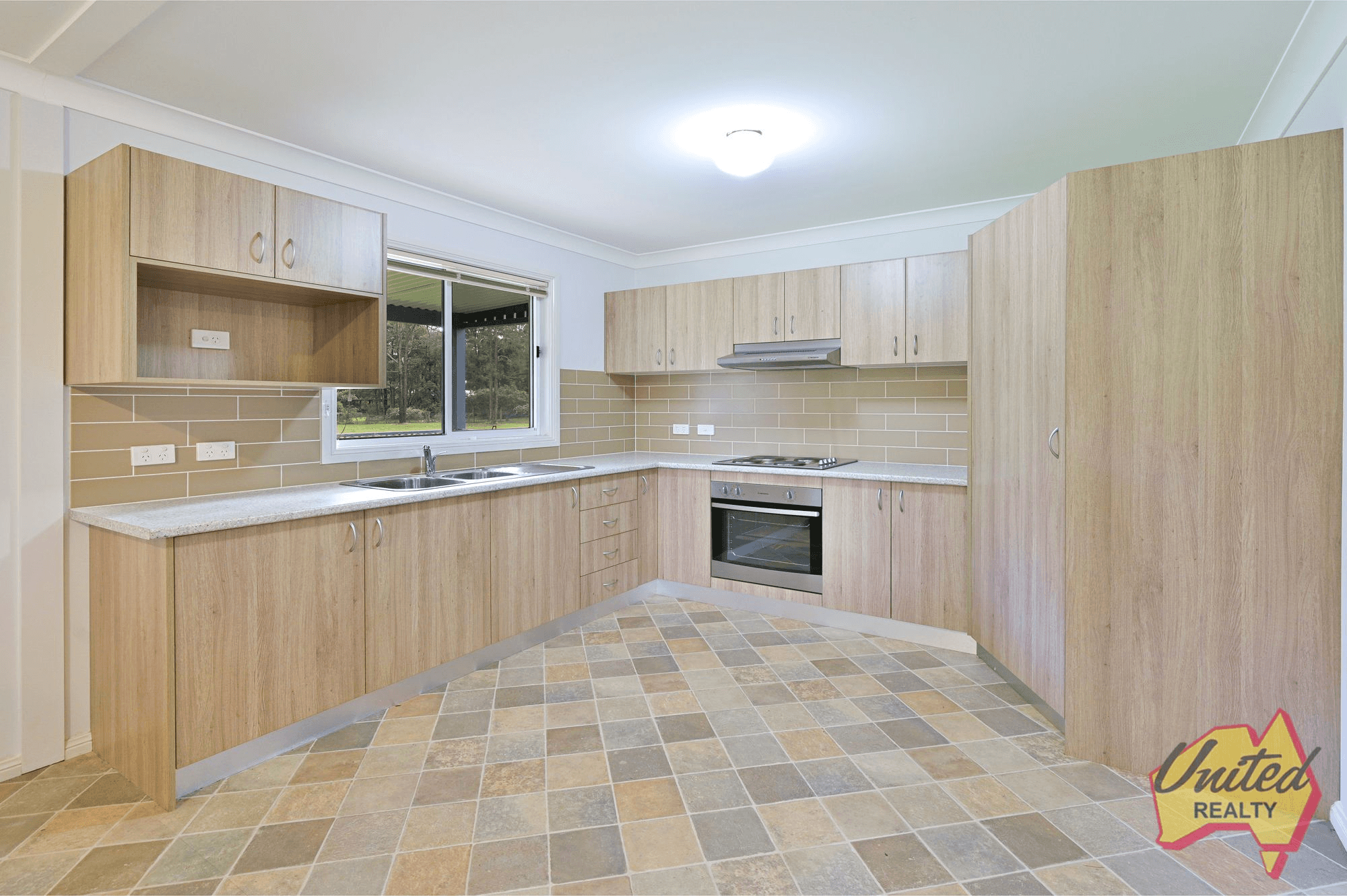 60 Binalong Road, Belimbla Park, NSW 2570