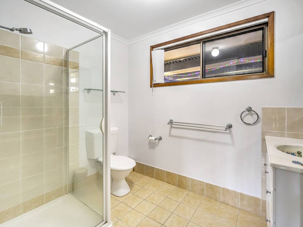7 Prince Street, Urangan, Qld 4655