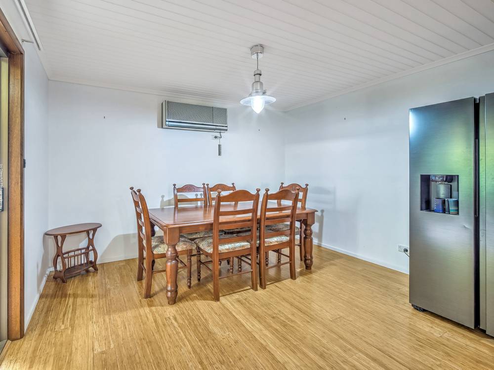 7 Prince Street, Urangan, Qld 4655