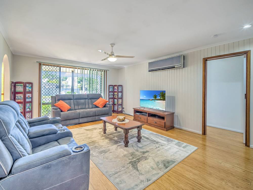 7 Prince Street, Urangan, Qld 4655
