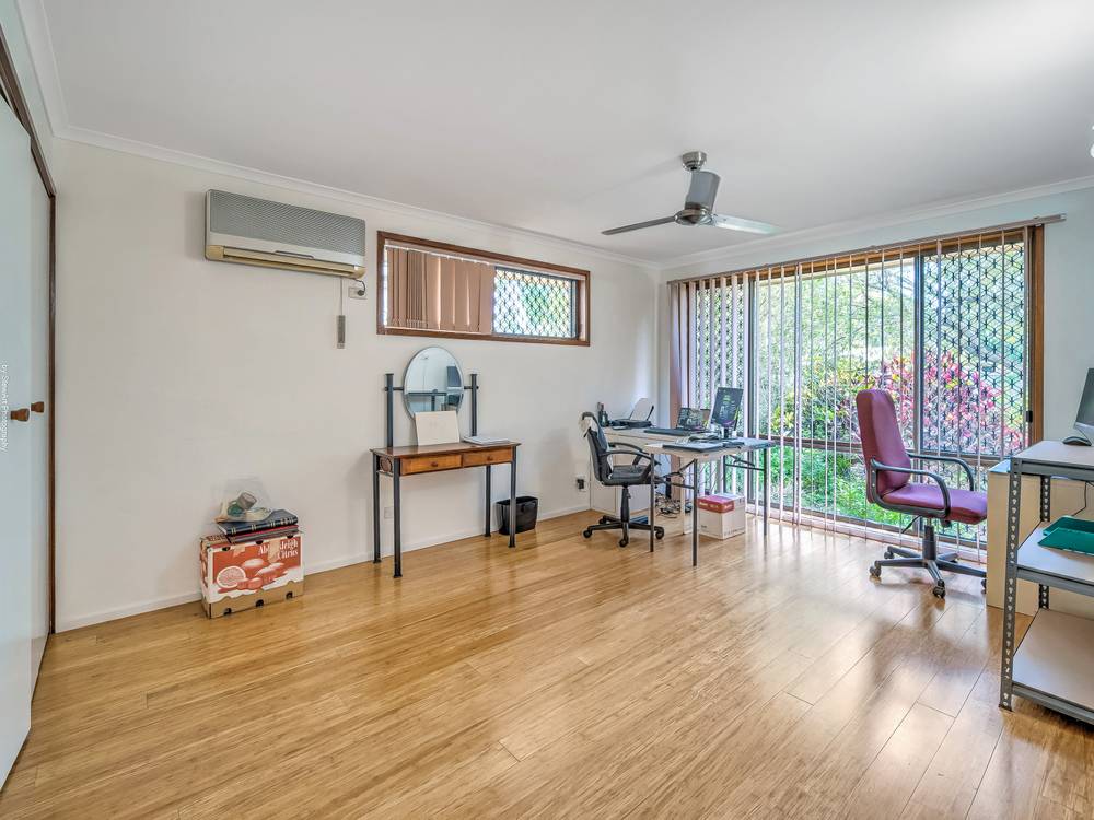 7 Prince Street, Urangan, Qld 4655