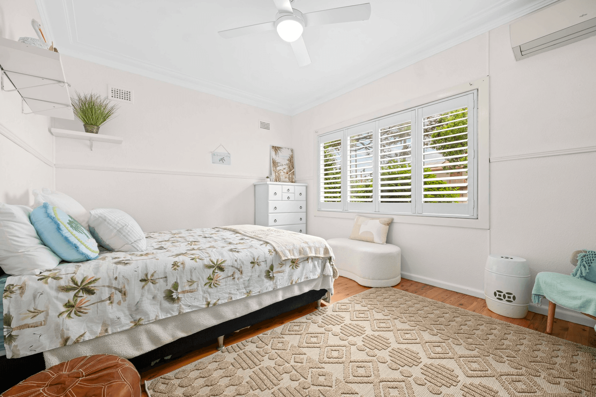 16 Ravenswood Street, Mannering Park, NSW 2259