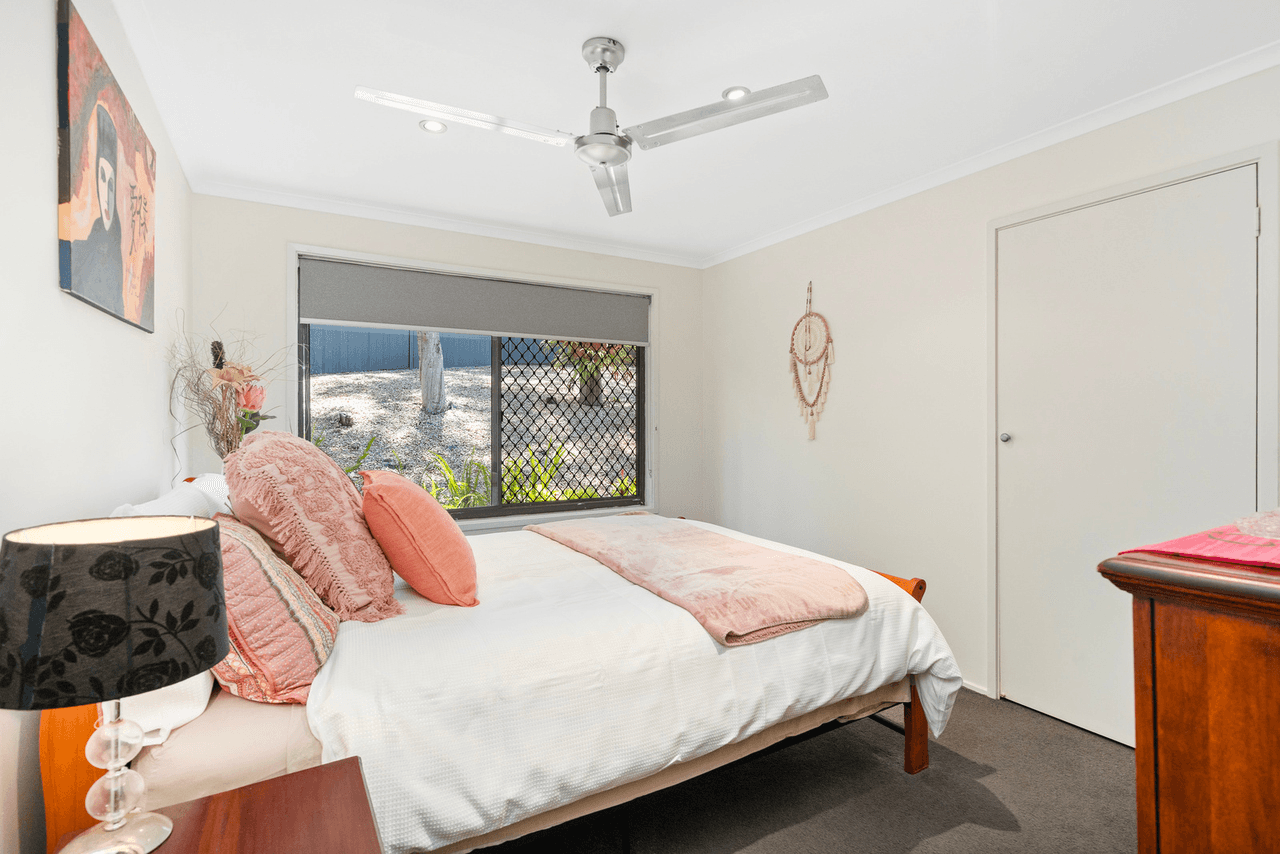 17 Aethalia Street, CURRUMBIN WATERS, QLD 4223