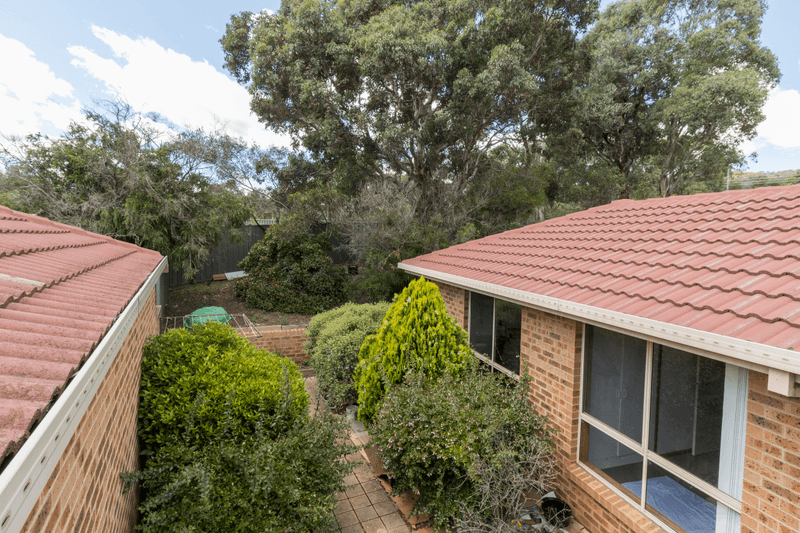 Unit 3/3 Winchester Pl, Karabar, NSW 2620