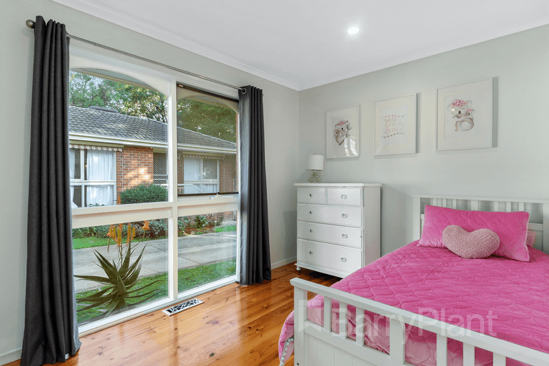 1/2 Alvina Street, Ferntree Gully, VIC 3156