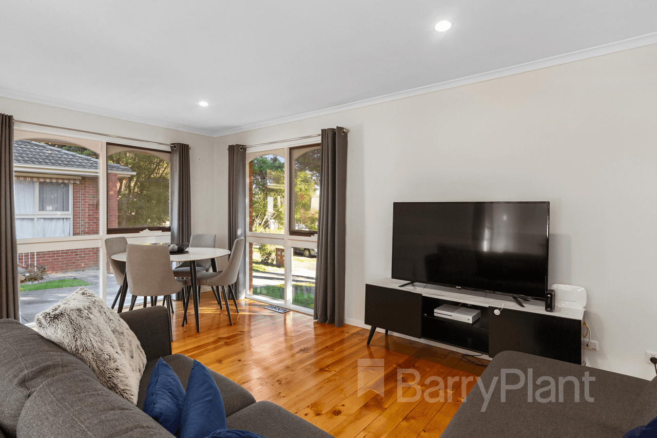 1/2 Alvina Street, Ferntree Gully, VIC 3156