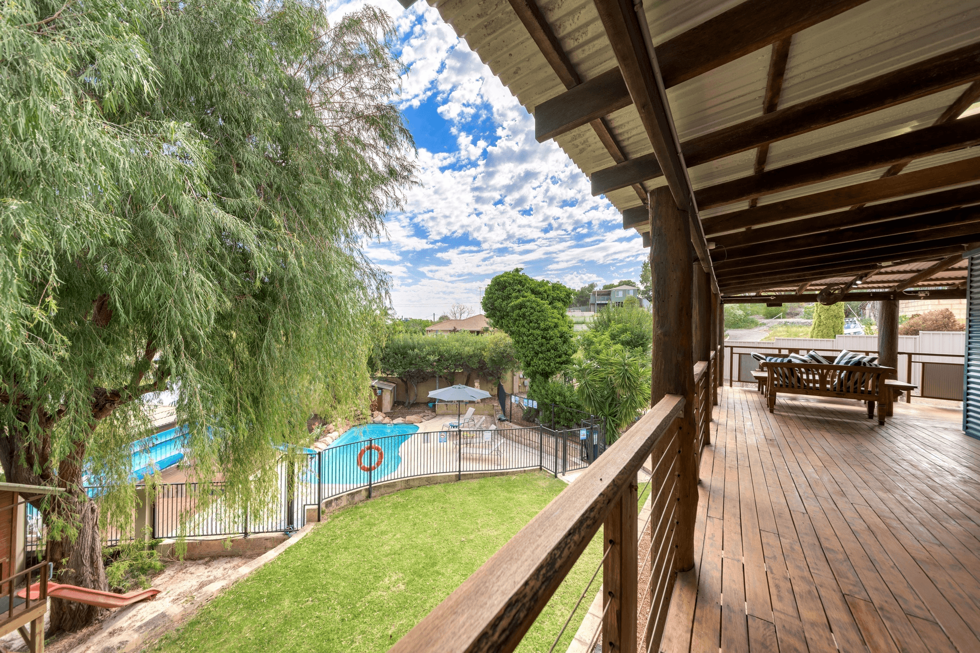 3 Hyacinth Place, Madora Bay, WA 6210