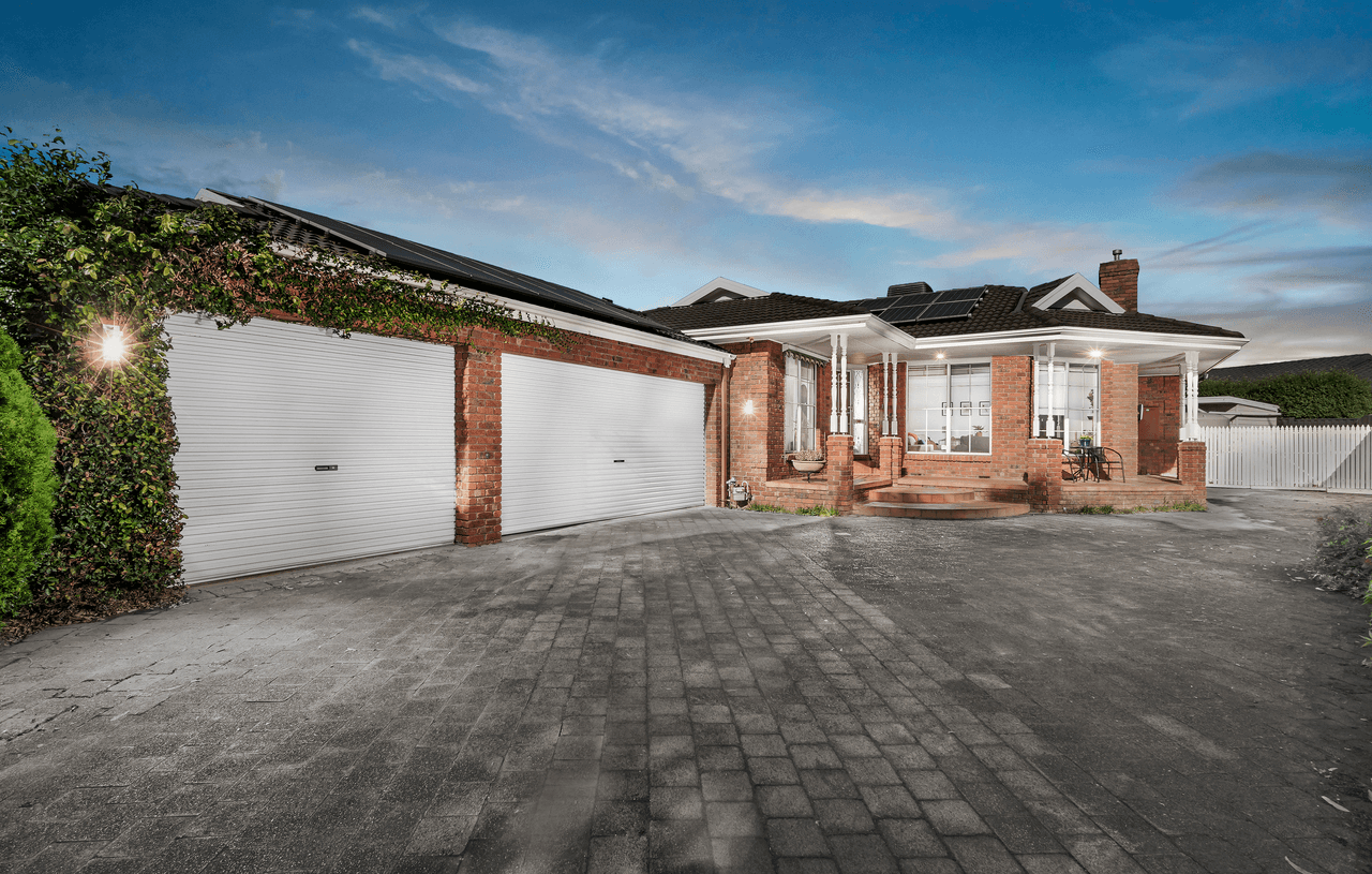 48 Buckingham Drive, ROWVILLE, VIC 3178