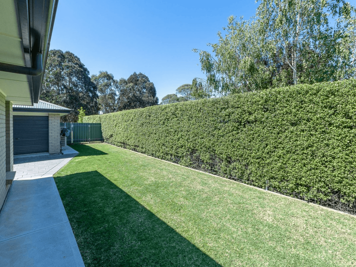 33 Matthew Road, NAIRNE, SA 5252