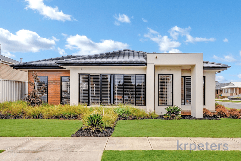 30 Bonette Circuit, NARRE WARREN SOUTH, VIC 3805